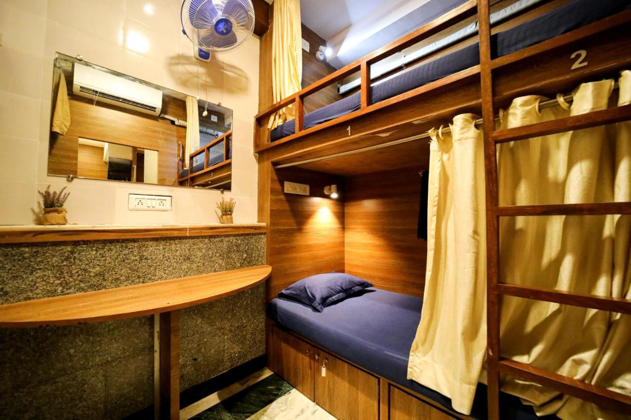 Maple Social Hubz-Hostel Βομβάη Εξωτερικό φωτογραφία