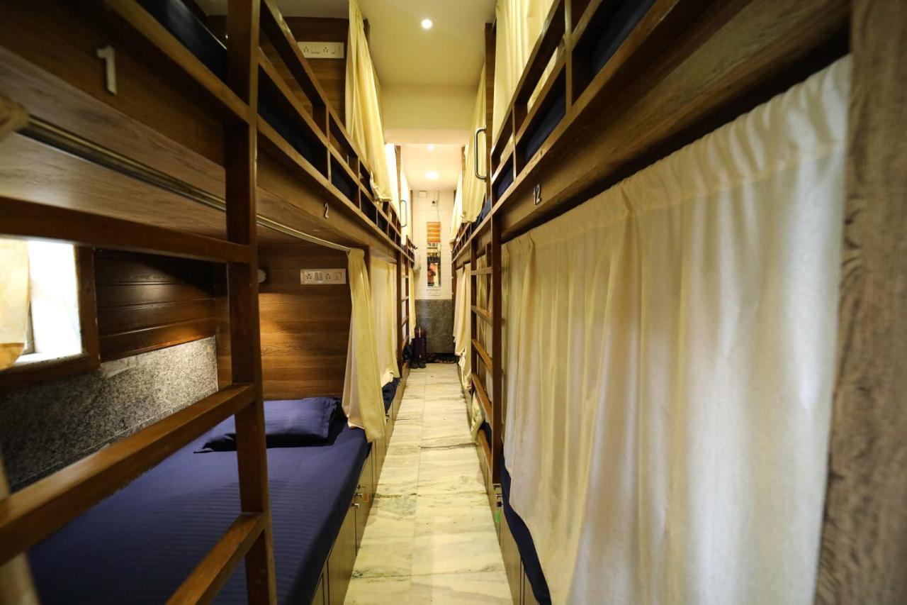 Maple Social Hubz-Hostel Βομβάη Εξωτερικό φωτογραφία